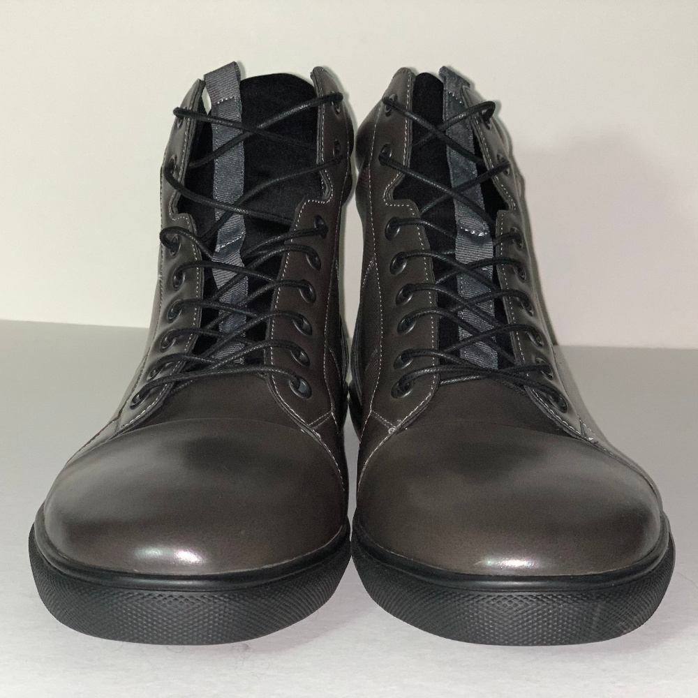 Kenneth Cole Textured High-Top Lace-Up Sneaker